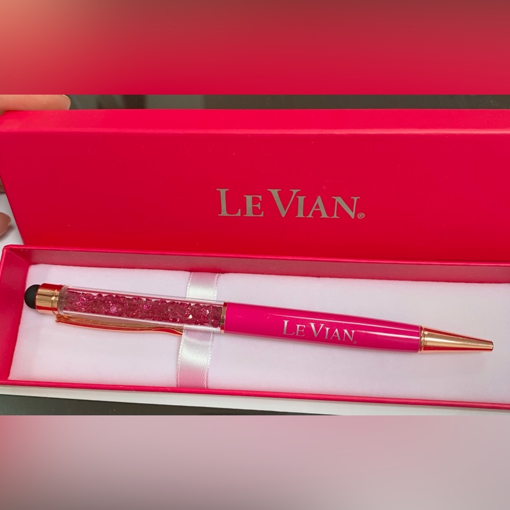 Collectible LeVian Pink Diamond Themed Crystal Pen With Stylus Tip + Pen Box